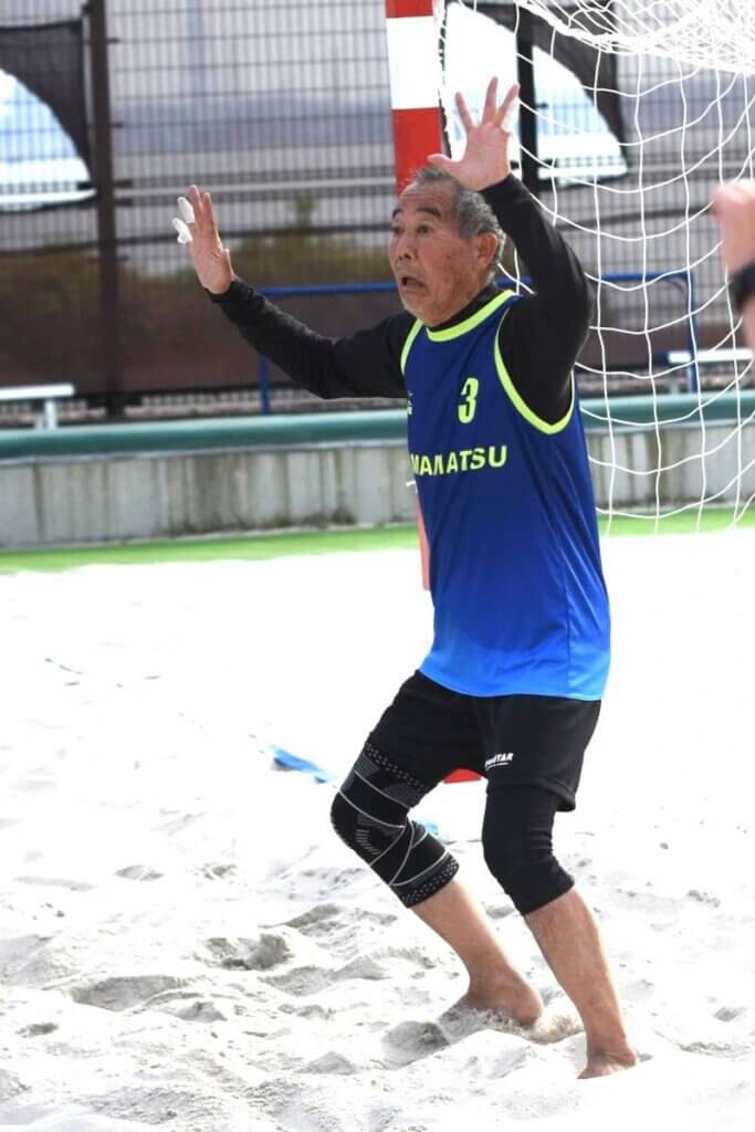 国内最年長プレーヤーでおなじみの西川博之(浜松ブレイズ)は、GKにも挑戦した