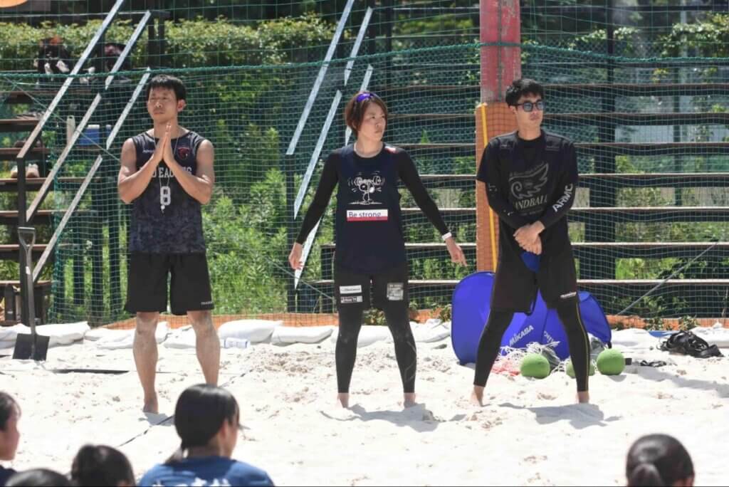 講師陣が挨拶。写真左から大橋隆之、望月ちひろ、柴田光陽