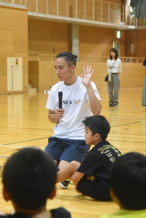 小学生との質疑応答では、数多くの質問があった