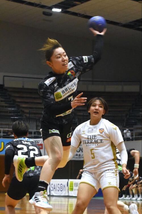 左腕エース・小林可奈の出来が、勝敗を大きく左右する＝2025年9月
