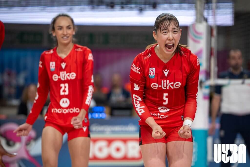 2025年10月12日、ノヴァーラ戦で闘志を前面に出す(写真提供:UYBA Volley Busto Arsizio)