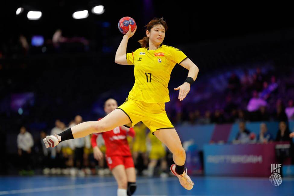 前半26分、速攻で自らシュートを打ち込んで得点も決めた大松澤彩夏＝提供:IHF