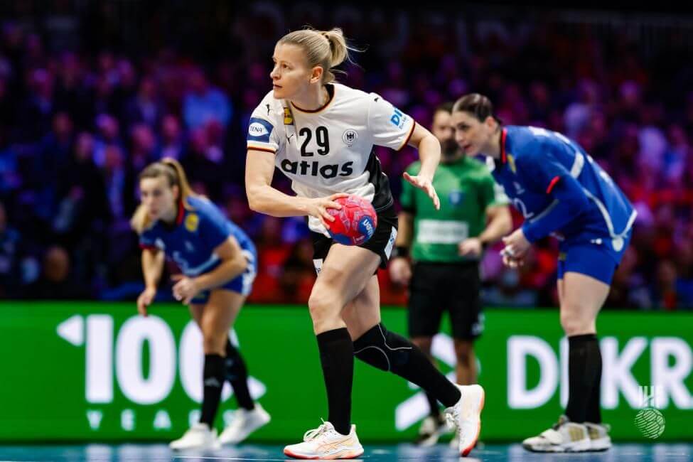 準決勝でフランスを破ったドイツのLWアンティエ・デル.。7mスローも5/5=IHF提供