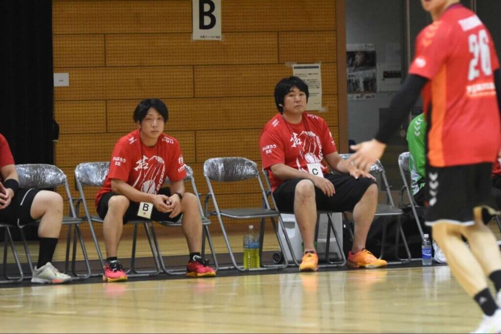 トヨタ自動車東日本レガロッソ宮城、川端勝茂コーチ（写真左）と関口勝志GKコーチ（同右）＝2025年7月（久保写す、以下すべて）