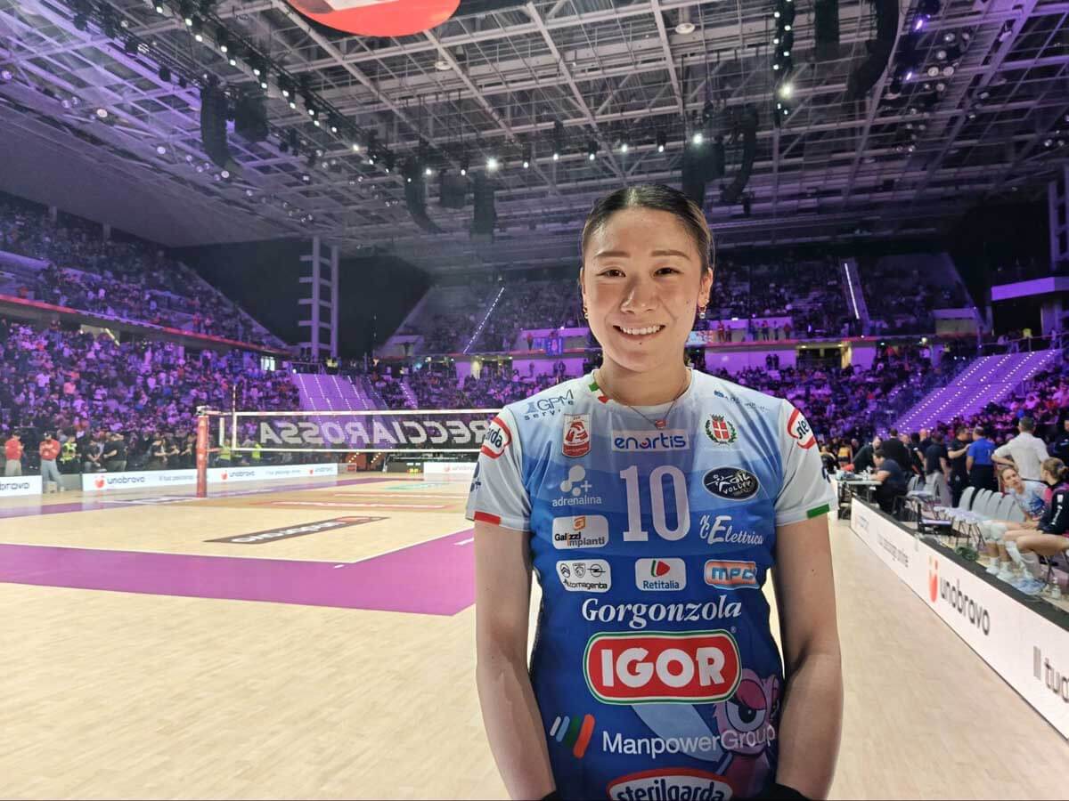 コッパ・イタリアの準決勝、コネリアーノとの試合後にインタビューに答えた石川＝2026年1月24日、中山写す