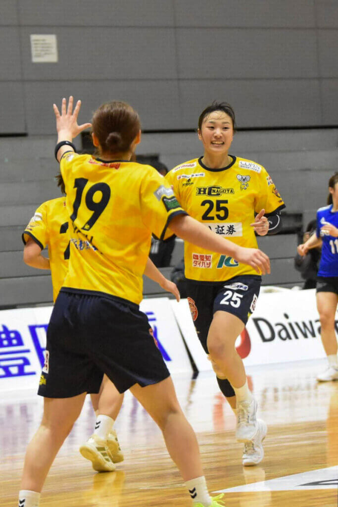 普段はDF要員の鈴木姫ららだが、日本選手権ではピヴォットに入り、7人攻撃で機能した