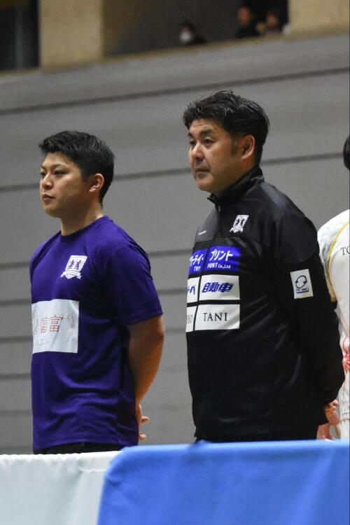 富山ドリームスは大房和雄監督（写真右）体制に。森康陽コーチ（同左）もチームに復帰した