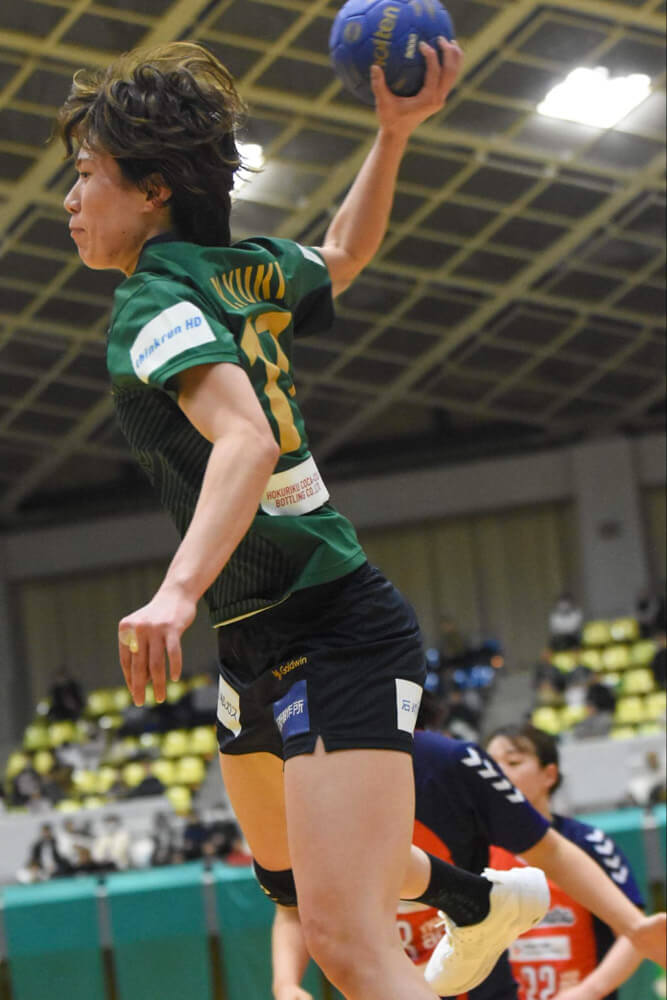 女子日本代表のレフトウイング1番手でもある吉留有紀(ハニービー石川)。勝負の責任を背負えるメンタリティも素晴らしい