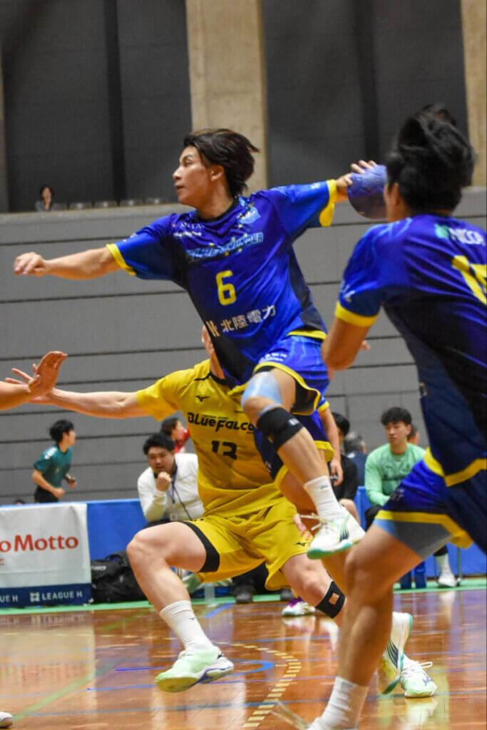 左手でシュートを放つ永野大樹（福井永平寺ブルーサンダー）