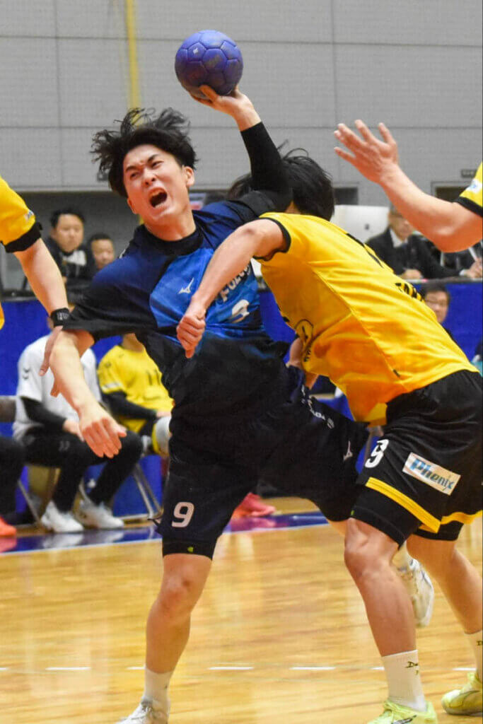 合成で鍛えられて約1年。荒瀬廉（豊田合成ブルーファルコン名古屋）はプレーの選択が劇的に改善された