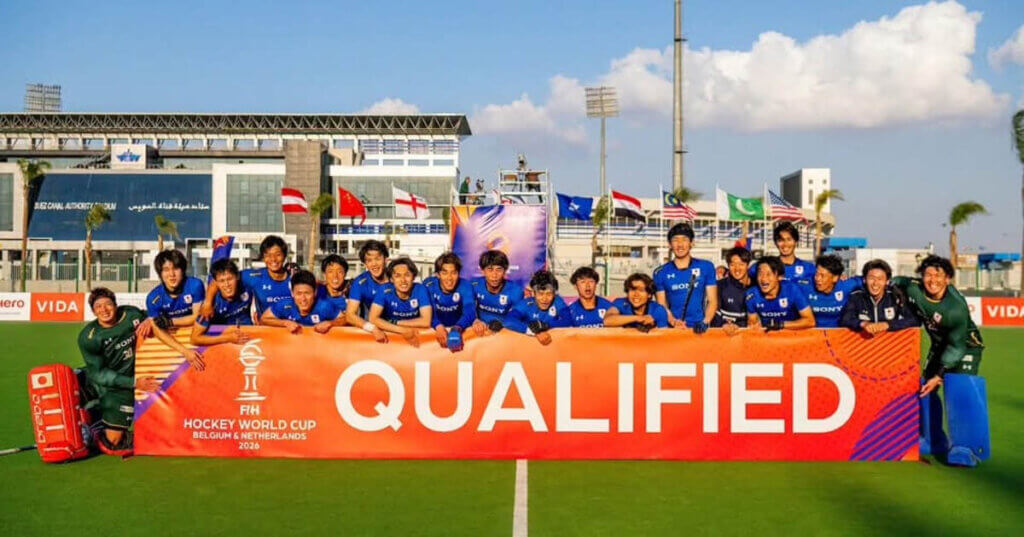 最終予選3位決定戦でマレーシアに5-4で逆転勝ちし、ワールドカップ出場を決めたサムライジャパン=アジアホッケー連盟（AHF）提供