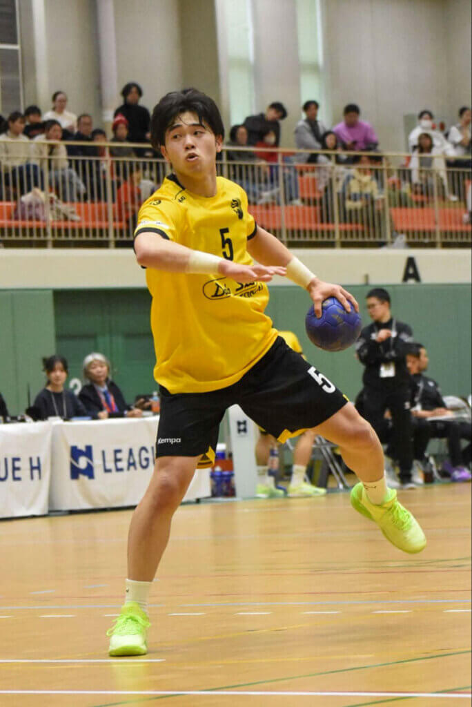 村藤空吾(大同フェニックス東海)は、左利きの名産地・高岡向陵高校(富山)出身