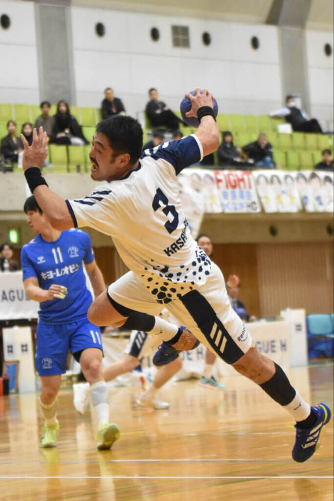 元日本代表の笠原謙哉（アースフレンズBM東京・神奈川）は勉強熱心。37歳になっても向上心を忘れない