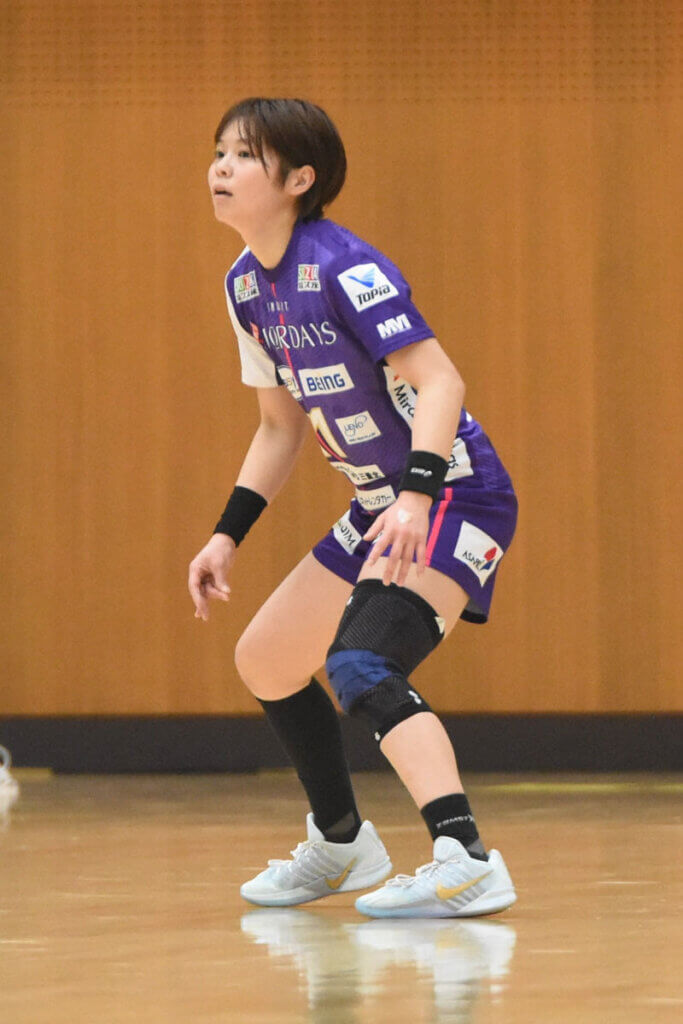 才能きらめく横田希歩。左2枚目DFで前に出て、動き回ることで、チームに活力をもたらした=2026年1月