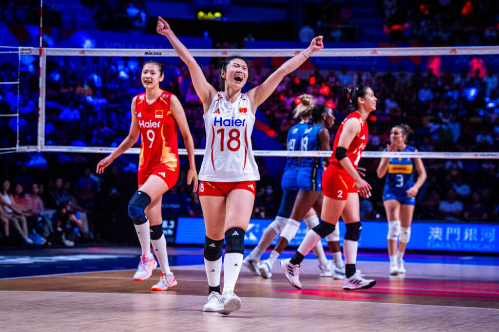 ネーションズリーグ2026(VNL)3位決定戦、対イタリア戦での中国代表=2026年7月(提供:Volleyball World)