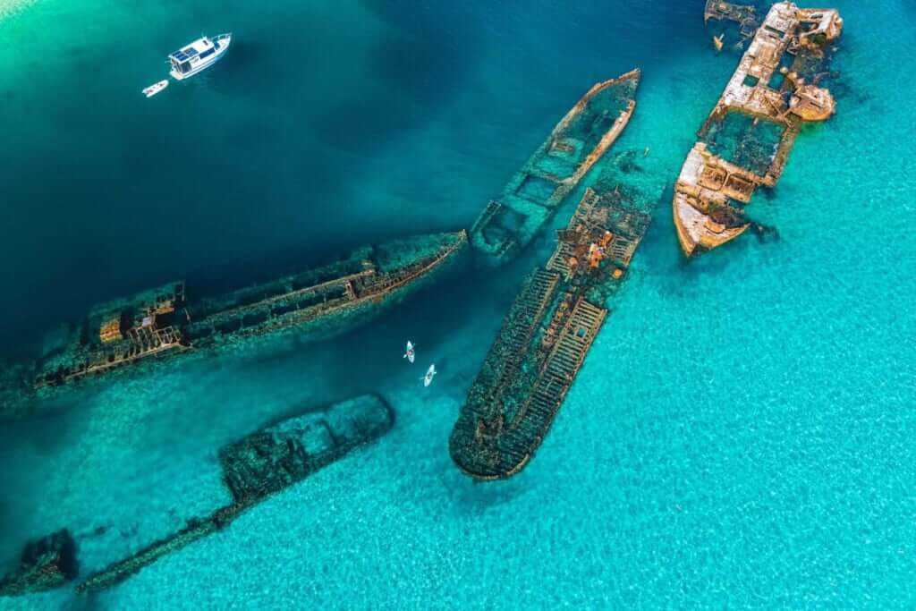 クイーンズランド州のタンガルーマ沈船群はシュノーケリングやカヤックの人気スポットⒸTourism & Events Queensland