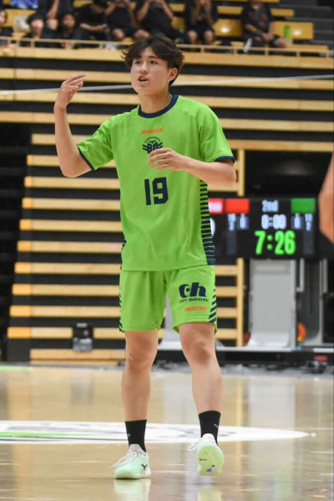 畑中大翔はリーグHデビュー戦で活躍。神谷弘平と響き合うシーンが何度も見られた